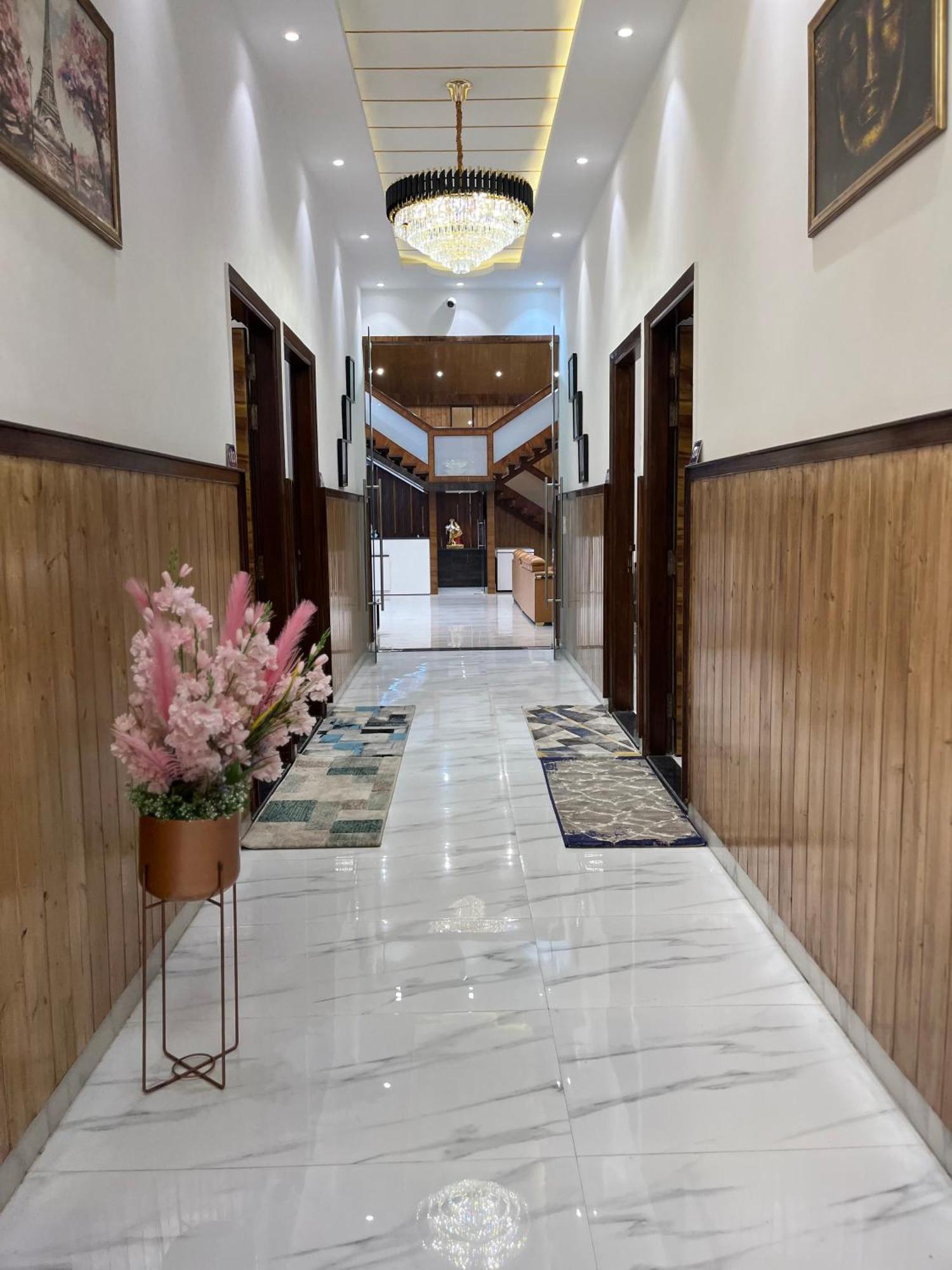 The Green Wood Palace I Farm House I Wedding I Party I 87Oo2O5865 Villa Gurgaon Exterior photo